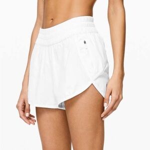 Lululemon Tracker Short V 4" In White Sz 12